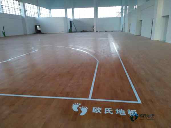 價格是多少錢？橡膠木籃球運動木地板